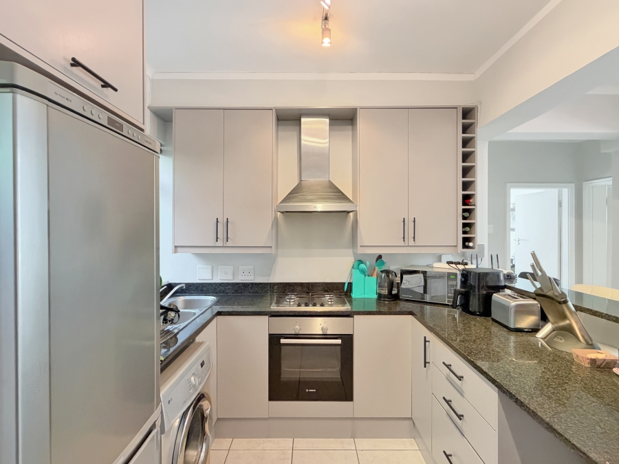 3 Bedroom Property for Sale in Gardens Western Cape
